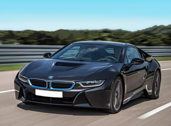 Dịch vụ thay Kính chắn gió xe BMW i8 tận nơi